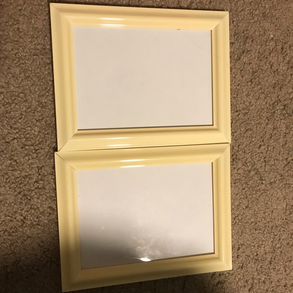 Pair of yellow 5x7 frames!